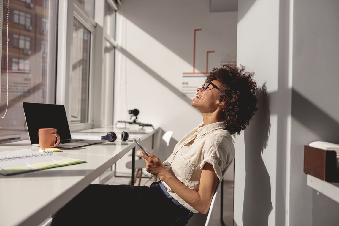 Midday Mental Breaks: How to Recharge During Busy Workdays